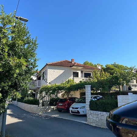 Apartments Mia Okrug Gornji Kültér fotó