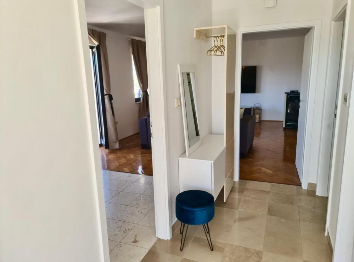Apartments Mia Okrug Gornji Kültér fotó