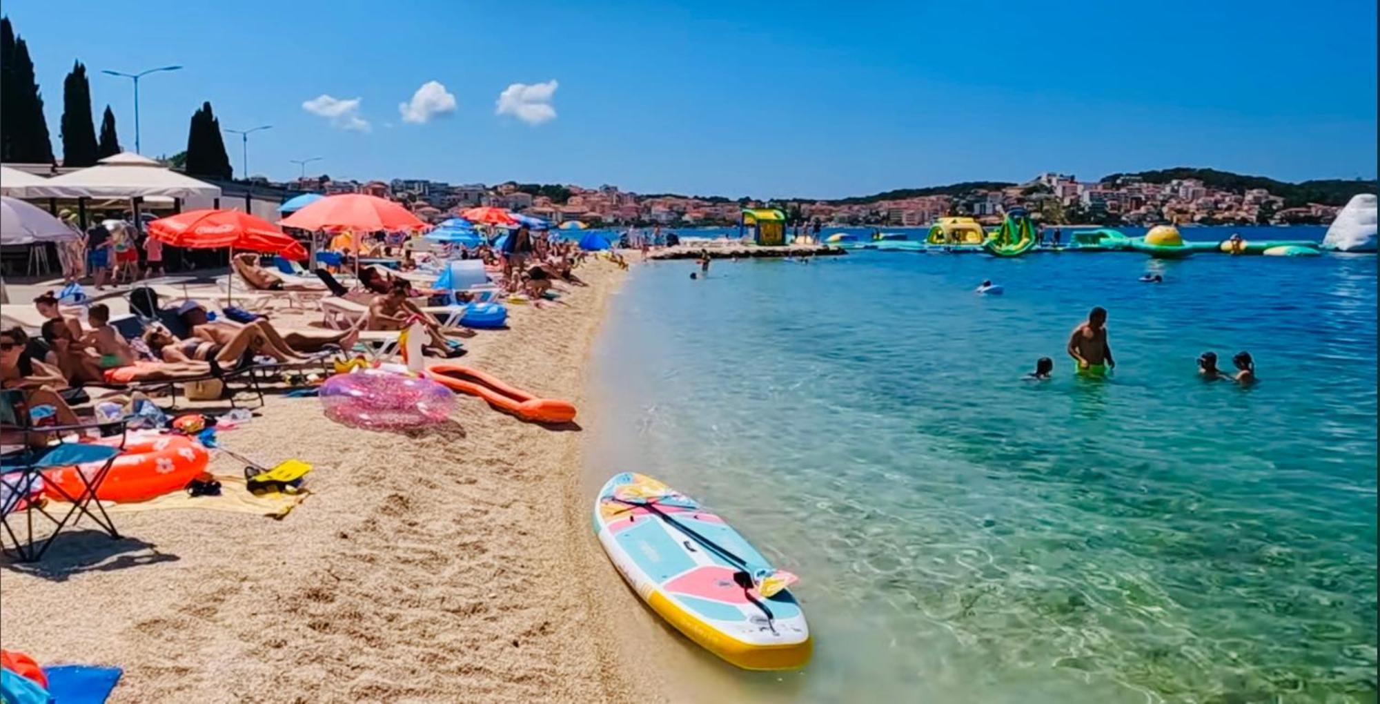 Apartments Mia Okrug Gornji Kültér fotó